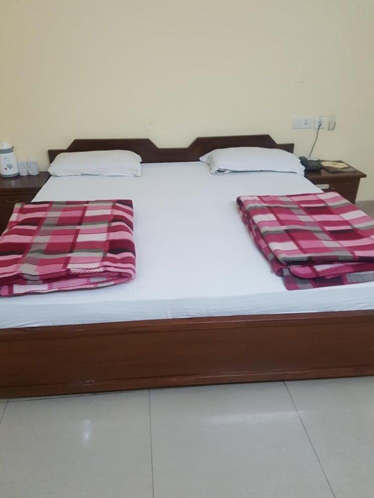 Hotel Park Inn Chandigarh Exterior photo